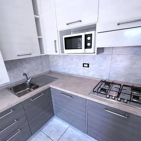 Sun, Sea&poolside Bliss-beahost