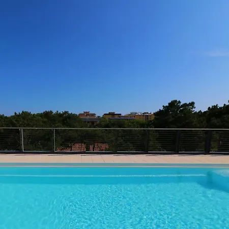 Sun, Sea&poolside Bliss-beahost Appartement