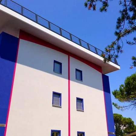 Sun, Sea And Poolside Bliss-beahost Apartment Bibione